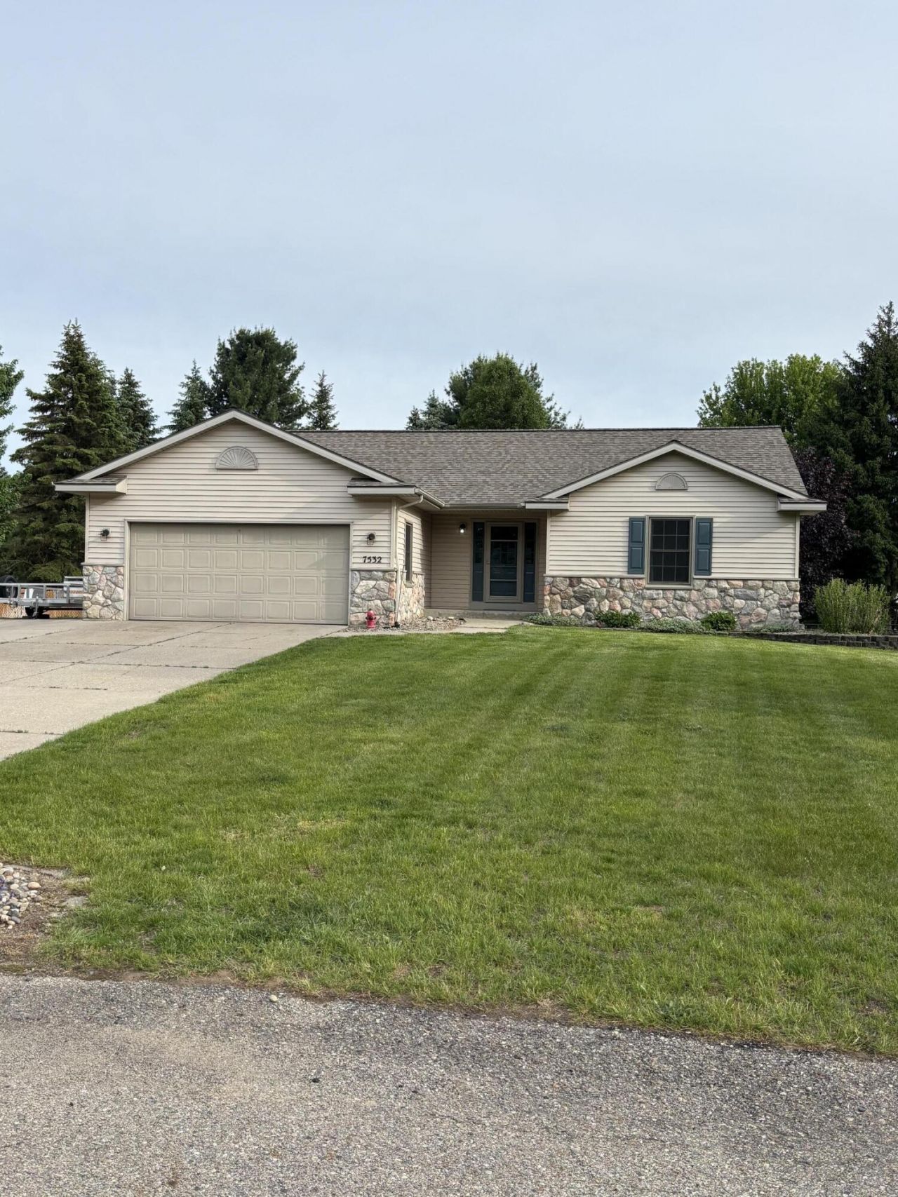 7532 Woodcliff Drive, Hudsonville, MI 49426 Main Photo