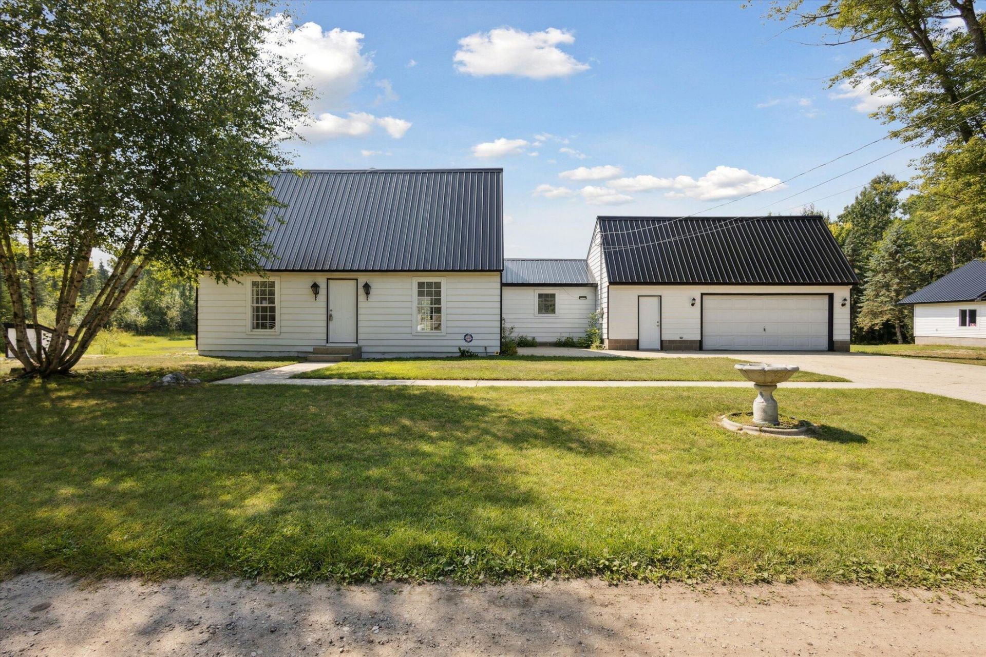 3441 Townline Road, Houghton Lake, MI 48629 Main Photo