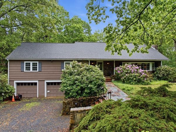 95 Woodridge Rd, Wayland, MA 01778