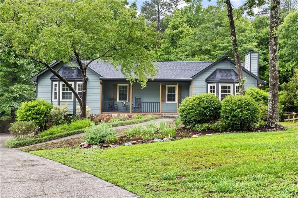 511 Kay Road, Woodstock, GA 30188 Main Photo