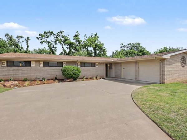 2421 NW 59th Street, Oklahoma City, OK 73112