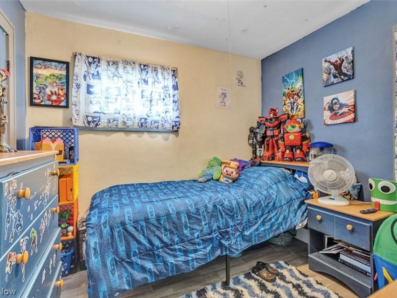 2906 Natchez Avenue , Cleveland, OH 44109 Photo 14