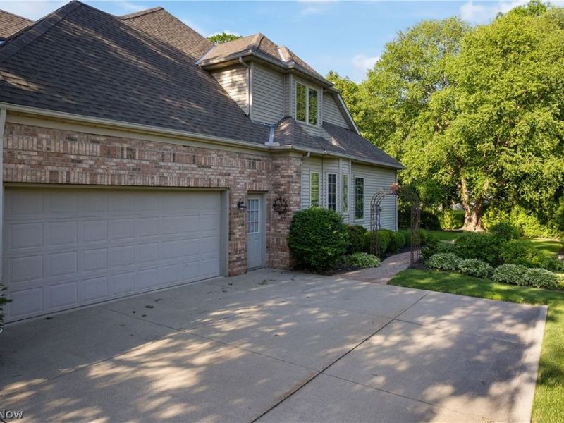 26982 Courtland Meadows , Westlake, OH 44145 Photo 39