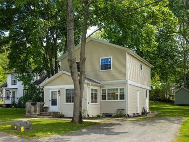 6 Jackson Place, Fairport, NY 14450