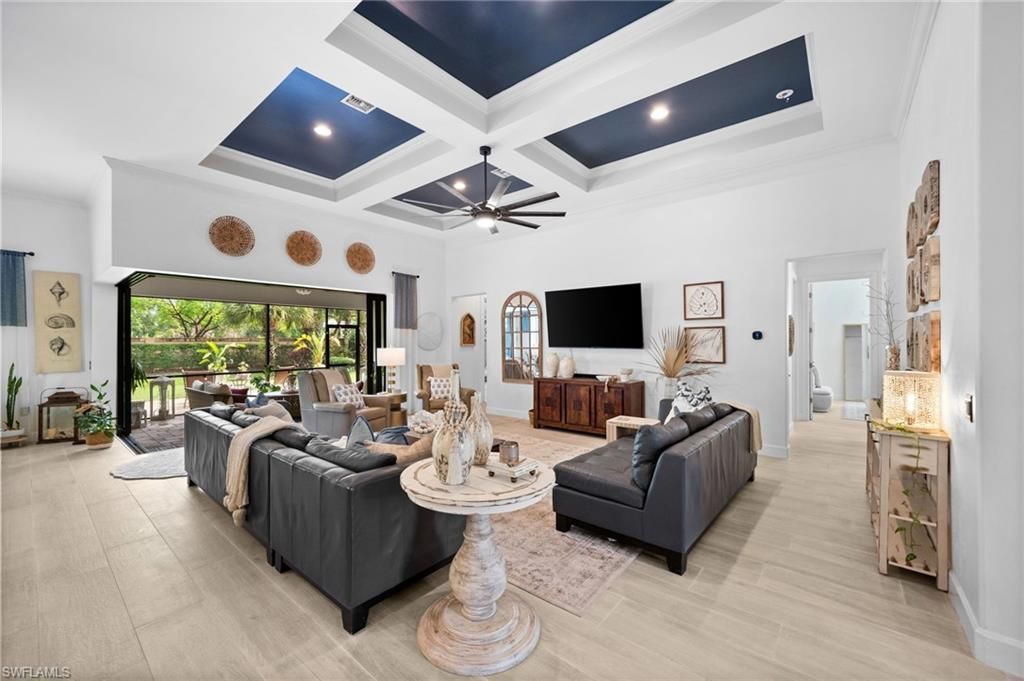16213 Camden Lakes Cir , Naples, FL 34110 Photo