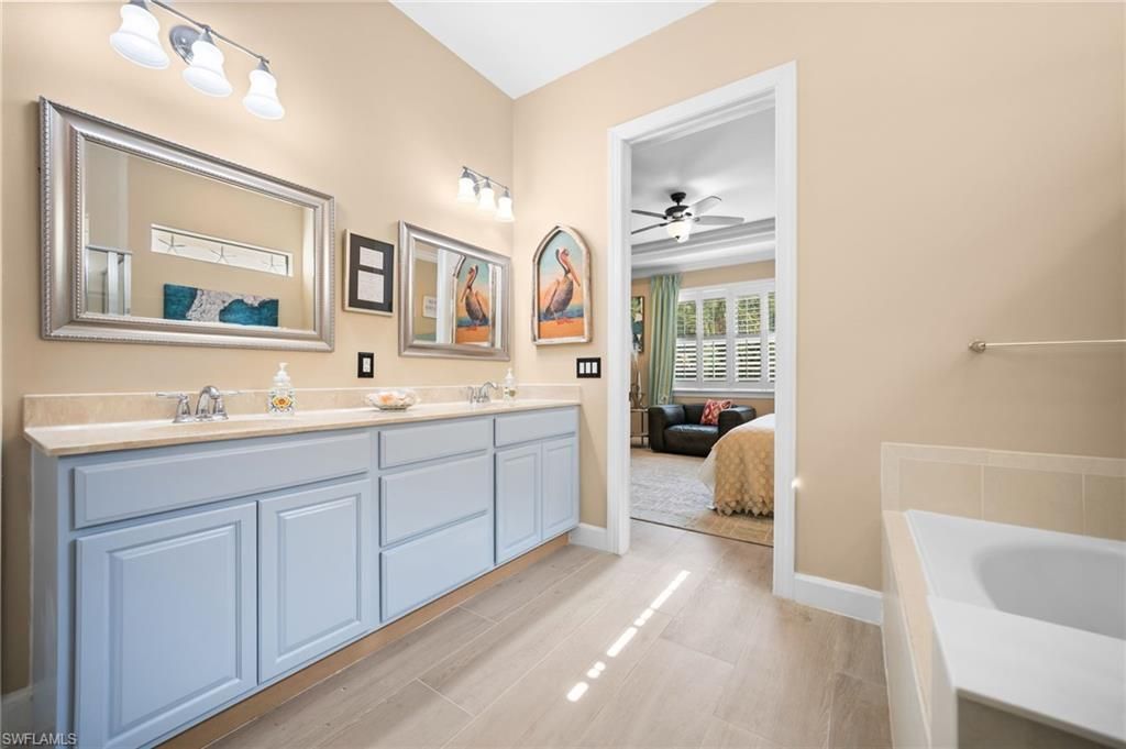 16213 Camden Lakes Cir , Naples, FL 34110 Photo