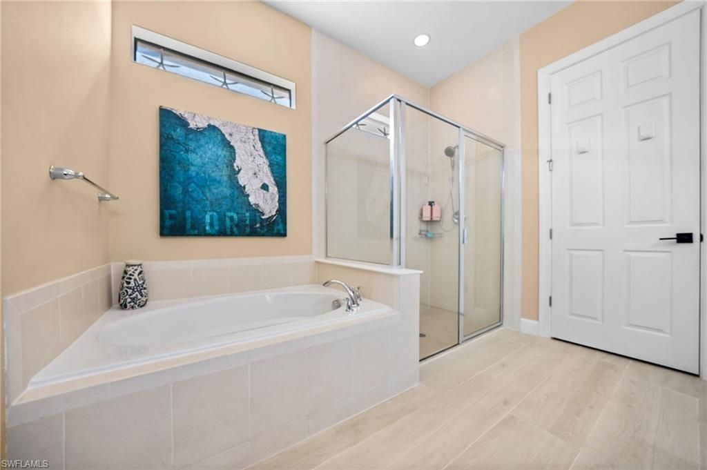 16213 Camden Lakes Cir , Naples, FL 34110 Photo