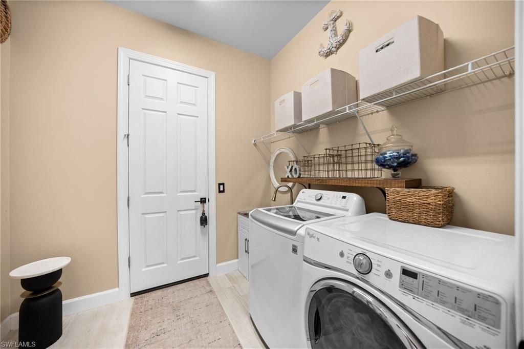 16213 Camden Lakes Cir , Naples, FL 34110 Photo
