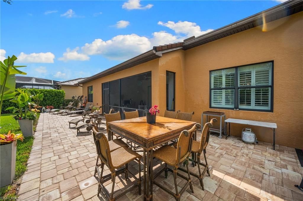 16213 Camden Lakes Cir , Naples, FL 34110 Photo