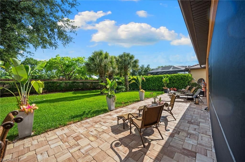 16213 Camden Lakes Cir , Naples, FL 34110 Photo