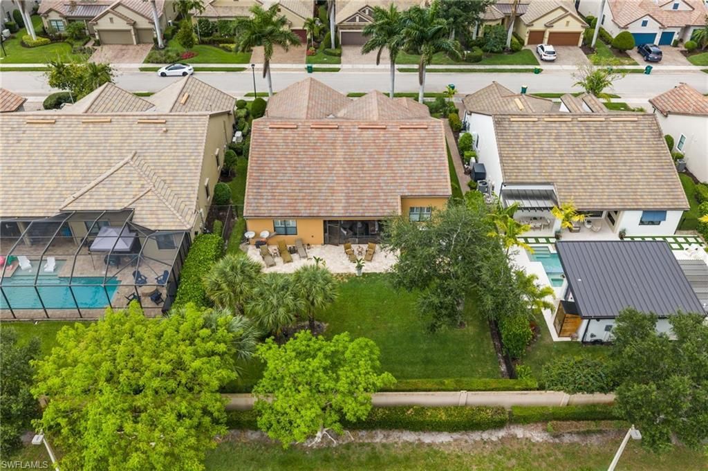 16213 Camden Lakes Cir , Naples, FL 34110 Photo