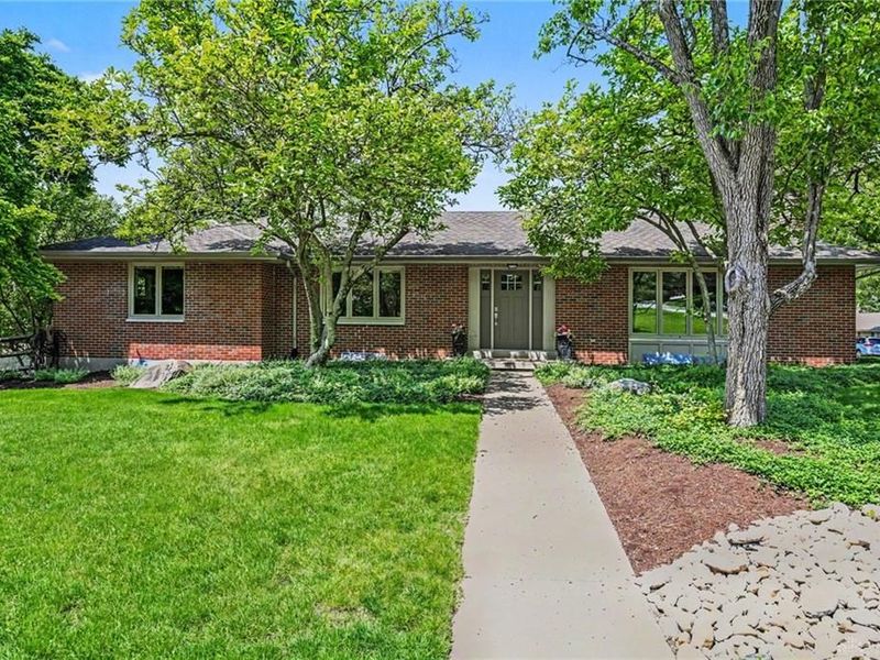 202 Marchester Drive, Kettering, OH 45429 Photo 1