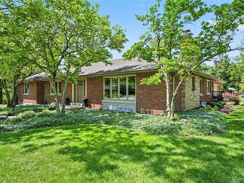202 Marchester Drive, Kettering, OH 45429 Photo 3