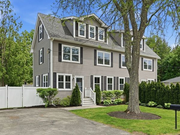 36 Neillian Street, Unit 36, Bedford, MA 01730