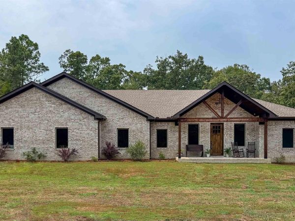5111 Oklahoma Inn Road, Benton, AR 72015