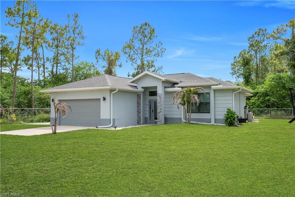 2021 Hines Ave , Alva, FL 33920 Photo