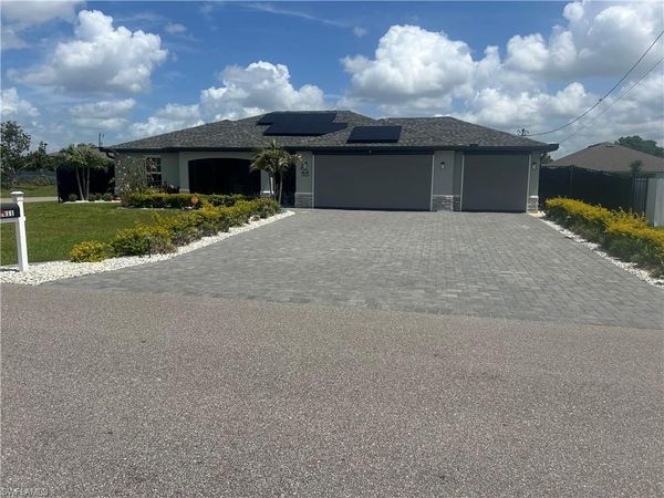 1811 SW 3rd TER, CAPE CORAL, FL 33991