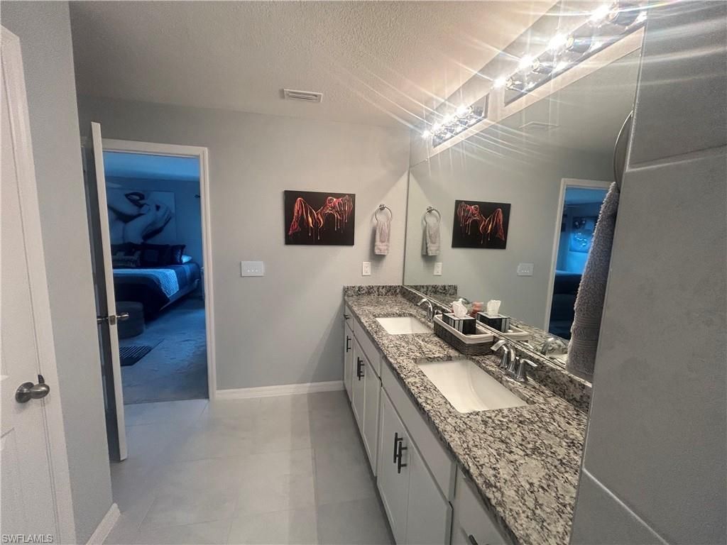 1811 SW 3rd Ter, Cape Coral, FL 33991 Photo