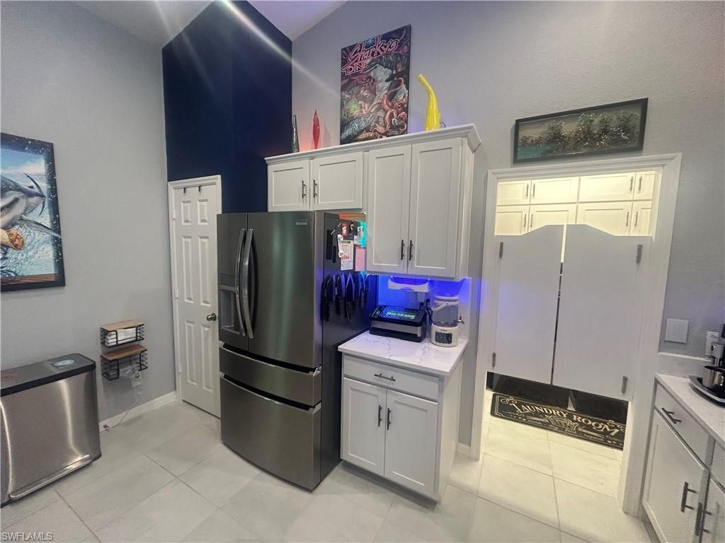 1811 SW 3rd Ter, Cape Coral, FL 33991 Photo