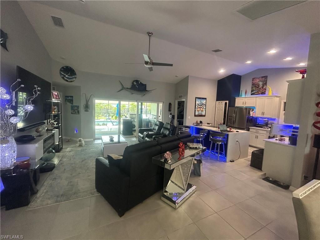 1811 SW 3rd Ter, Cape Coral, FL 33991 Photo