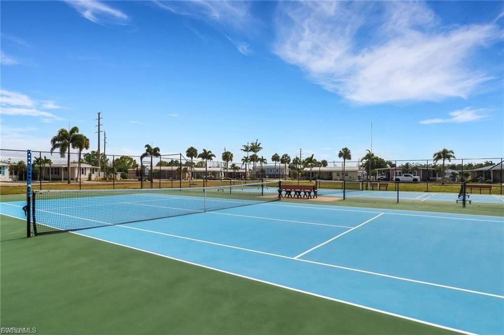 17540 Peppard Dr, Fort Myers Beach, FL 33931 Photo