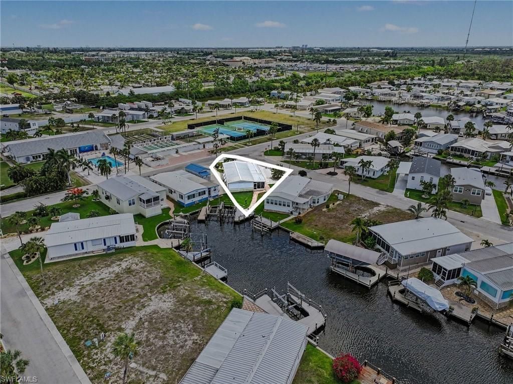 17540 Peppard Dr, Fort Myers Beach, FL 33931 Photo