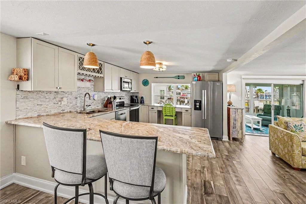 17540 Peppard Dr, Fort Myers Beach, FL 33931 Photo