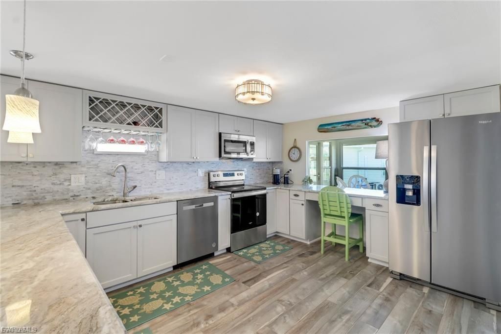 17540 Peppard Dr, Fort Myers Beach, FL 33931 Photo
