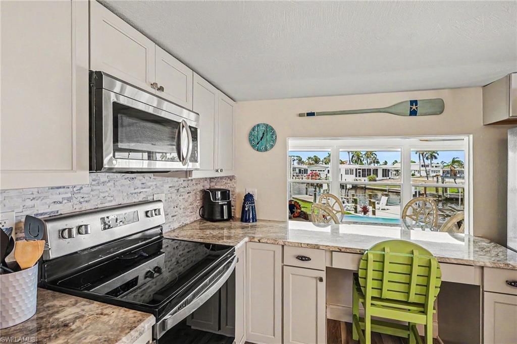 17540 Peppard Dr, Fort Myers Beach, FL 33931 Photo