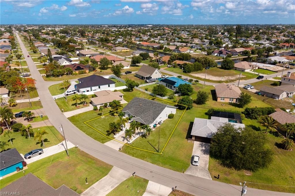511 SE 24th St, Cape Coral, FL 33990 Photo