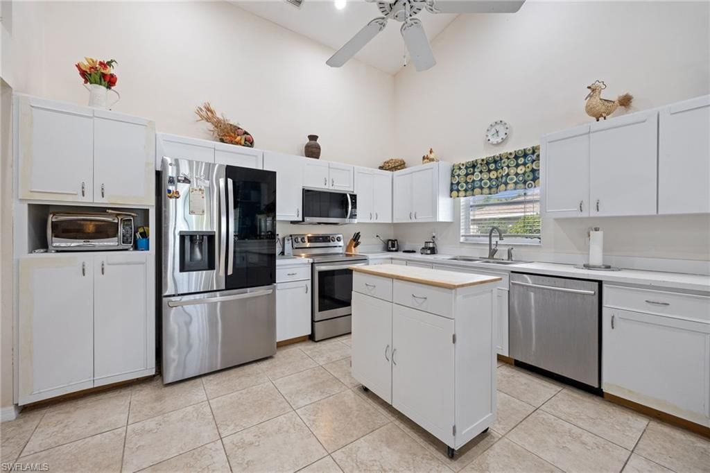511 SE 24th St, Cape Coral, FL 33990 Photo
