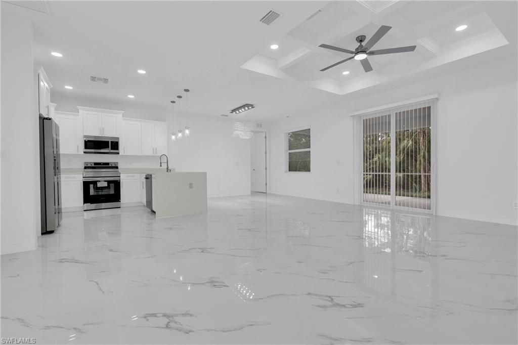918 8th Ave , Lehigh Acres, FL 33972 Photo