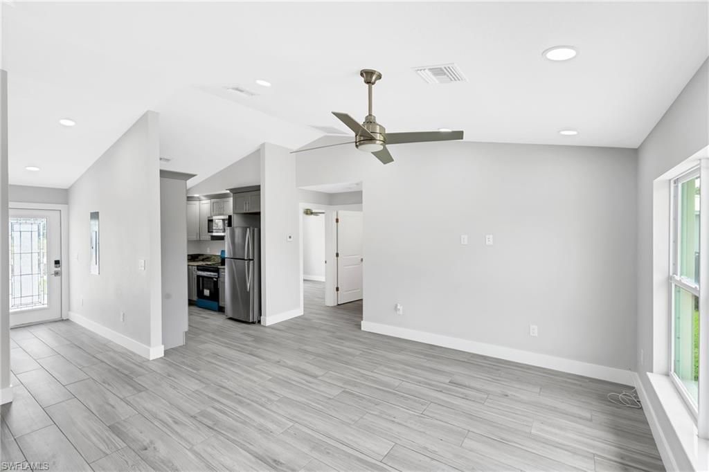 2075 Detroit Dr , Labelle, FL 33935 Photo