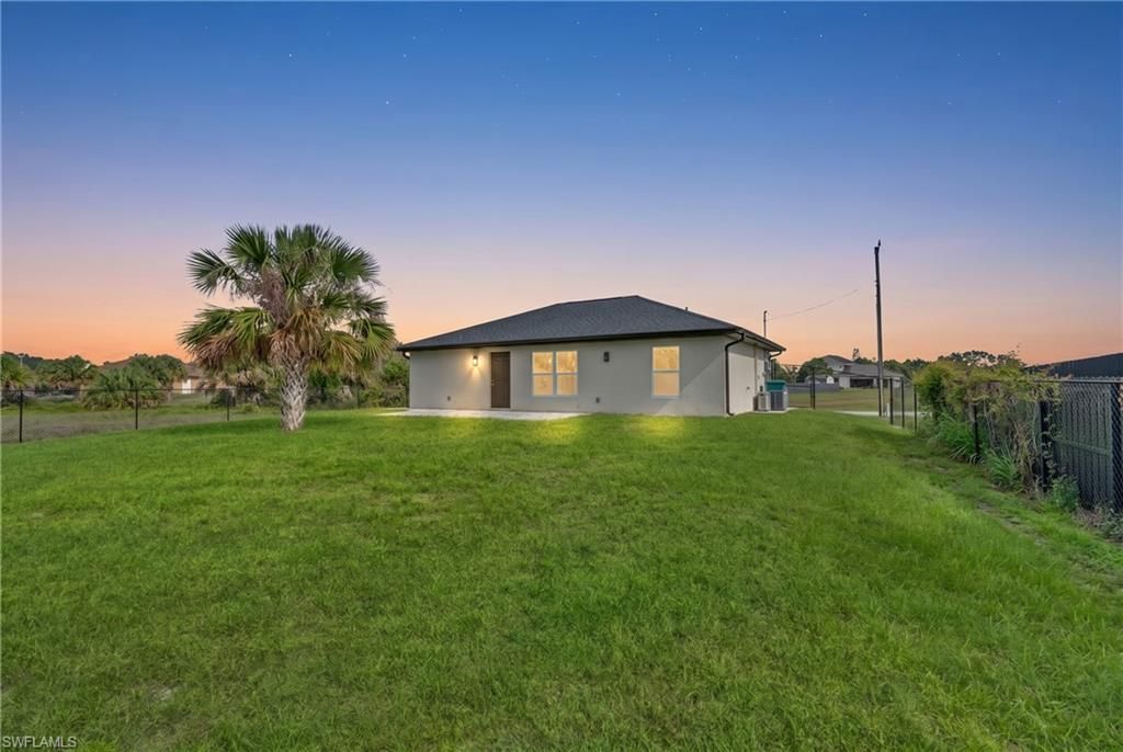 2075 Detroit Dr , Labelle, FL 33935 Photo