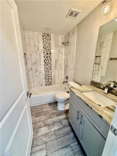 2075 Detroit Dr , Labelle, FL 33935 Photo