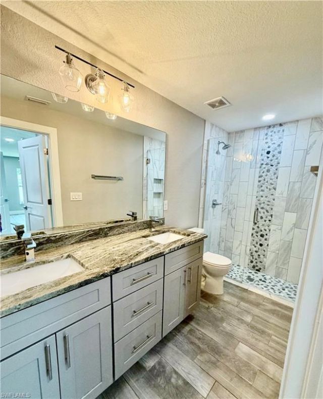2075 Detroit Dr , Labelle, FL 33935 Photo
