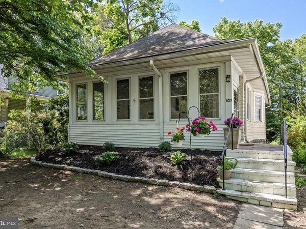 823 COLUMBIA AVENUE, PALMYRA, NJ 08065