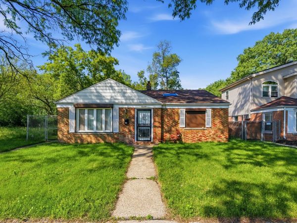 10066 S Van Vlissingen Road , Chicago, IL 60617