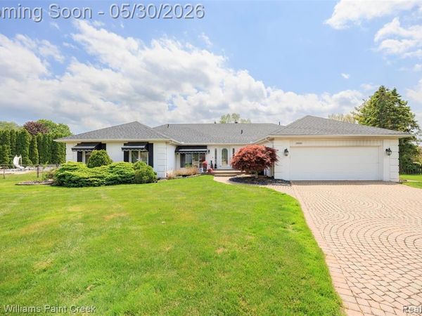 38880 Sahr Court, Clinton Twp, MI 48038