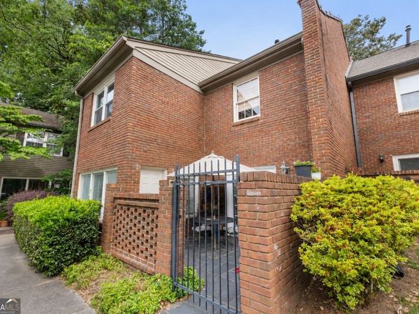 5201 Glenridge Drive, Sandy Springs, GA 30342