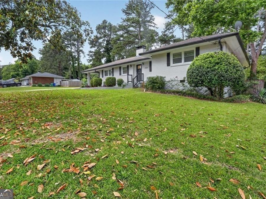 Property Image 4