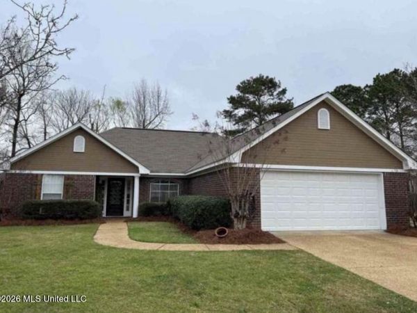 735 Prominence Drive, Flowood, MS 39232