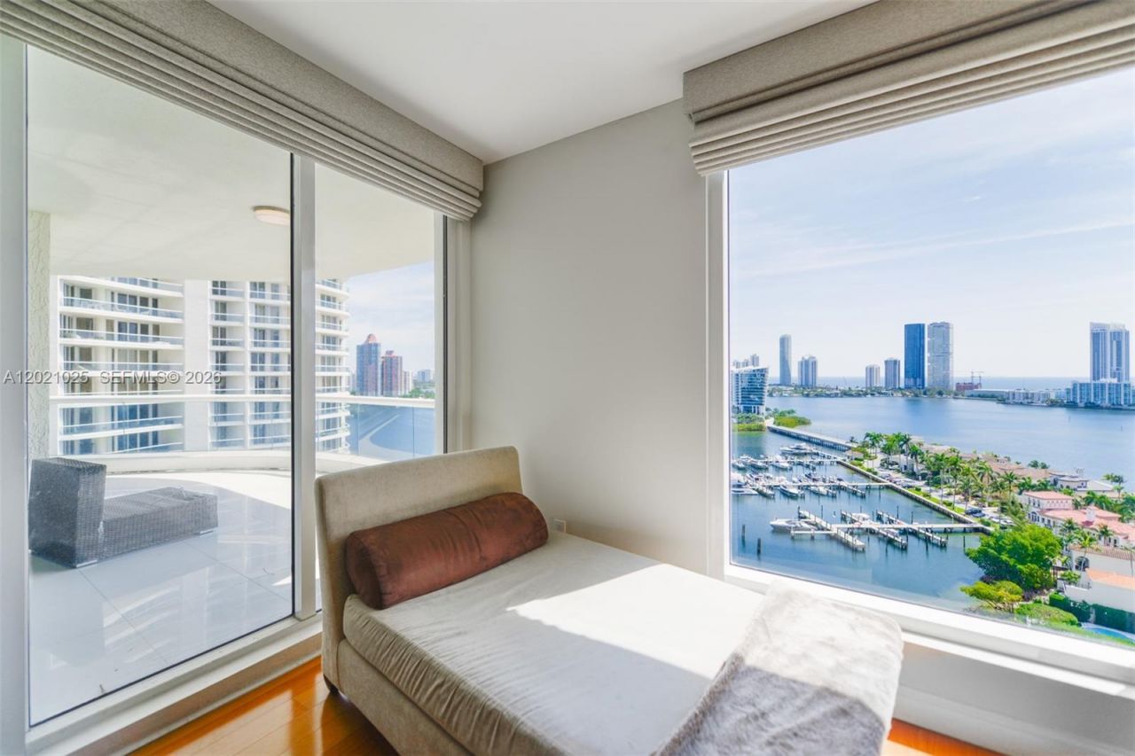 6000 Island Blvd, Unit 1801, Aventura, FL 33160 Photo