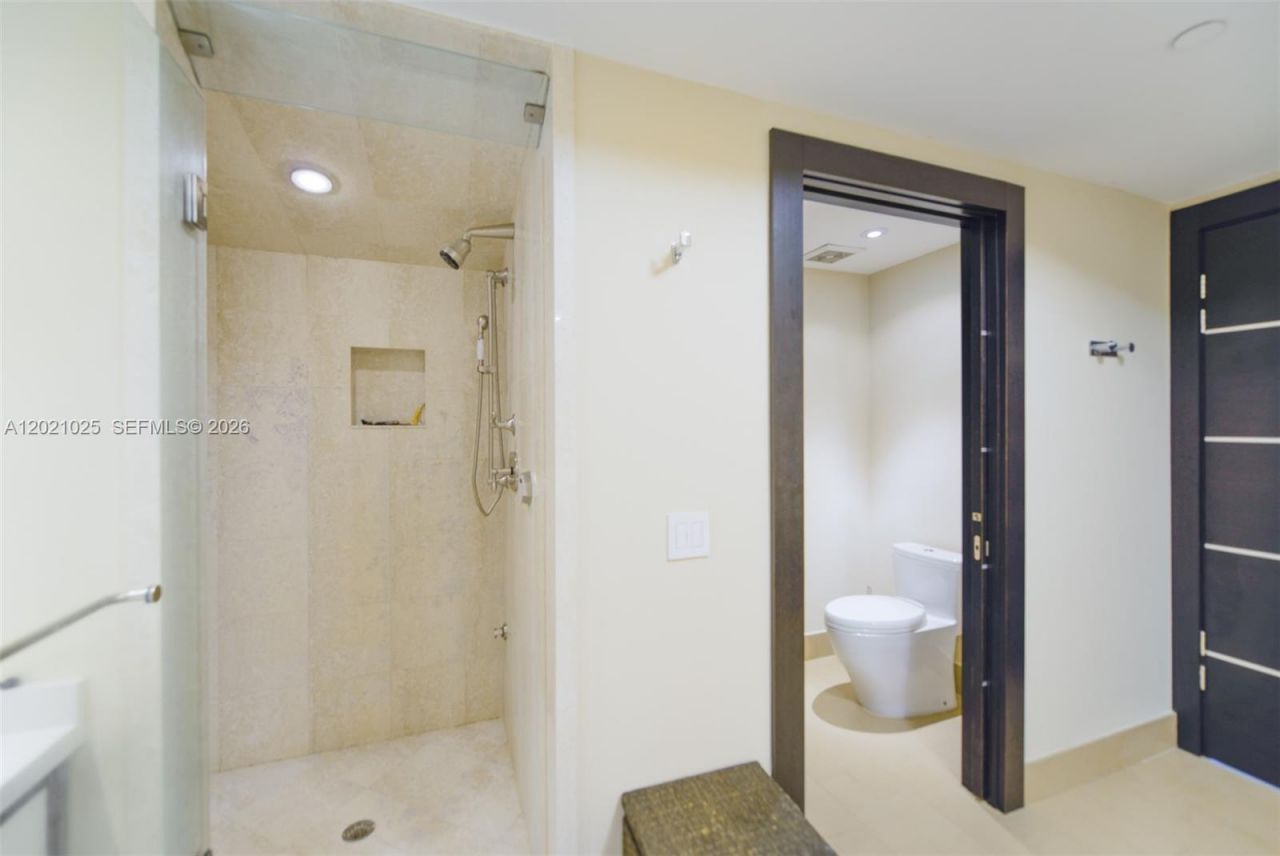 6000 Island Blvd, Unit 1801, Aventura, FL 33160 Photo