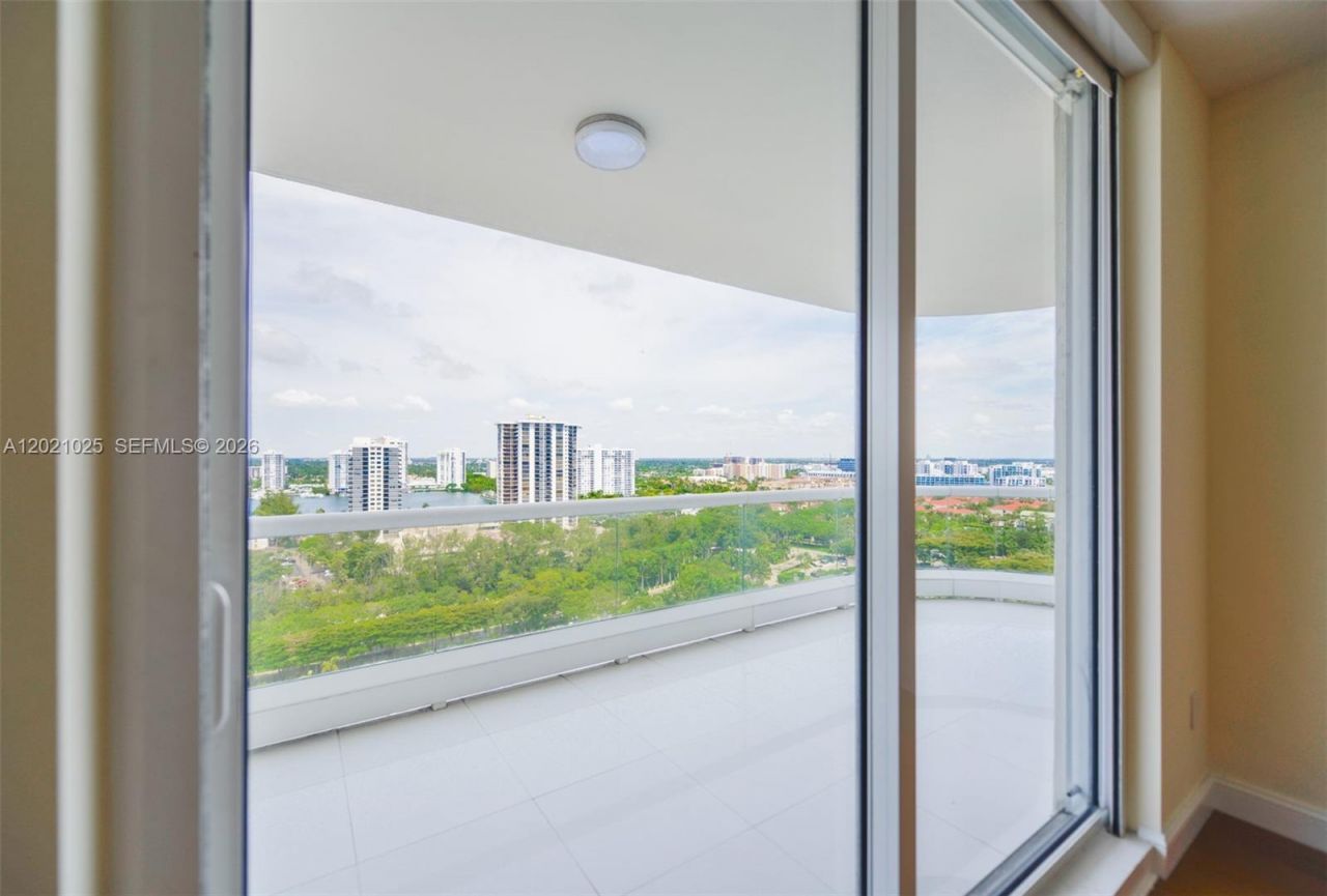 6000 Island Blvd, Unit 1801, Aventura, FL 33160 Photo