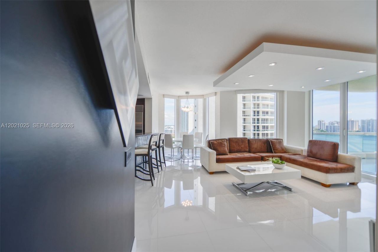 6000 Island Blvd, Unit 1801, Aventura, FL 33160 Photo