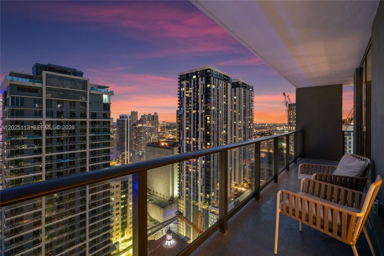 159 NE 6th St, Unit 3105, Miami, FL 33132 Photo