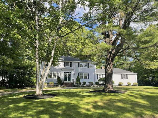 5 Landau Lane, Andover, MA 01810