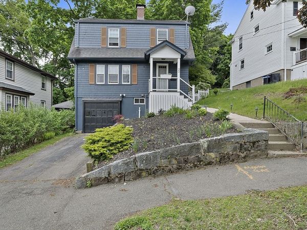 30 Hillside Ave, Quincy, MA 02170
