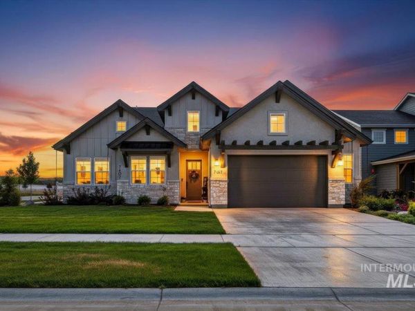 7407 W Diamond Lake Drive, Boise, ID 83714